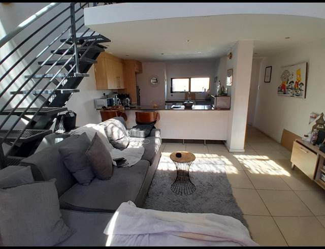 1 BEDROOM APARTMENT FOR SALE IN ROOIHUISKRAAL NORTH